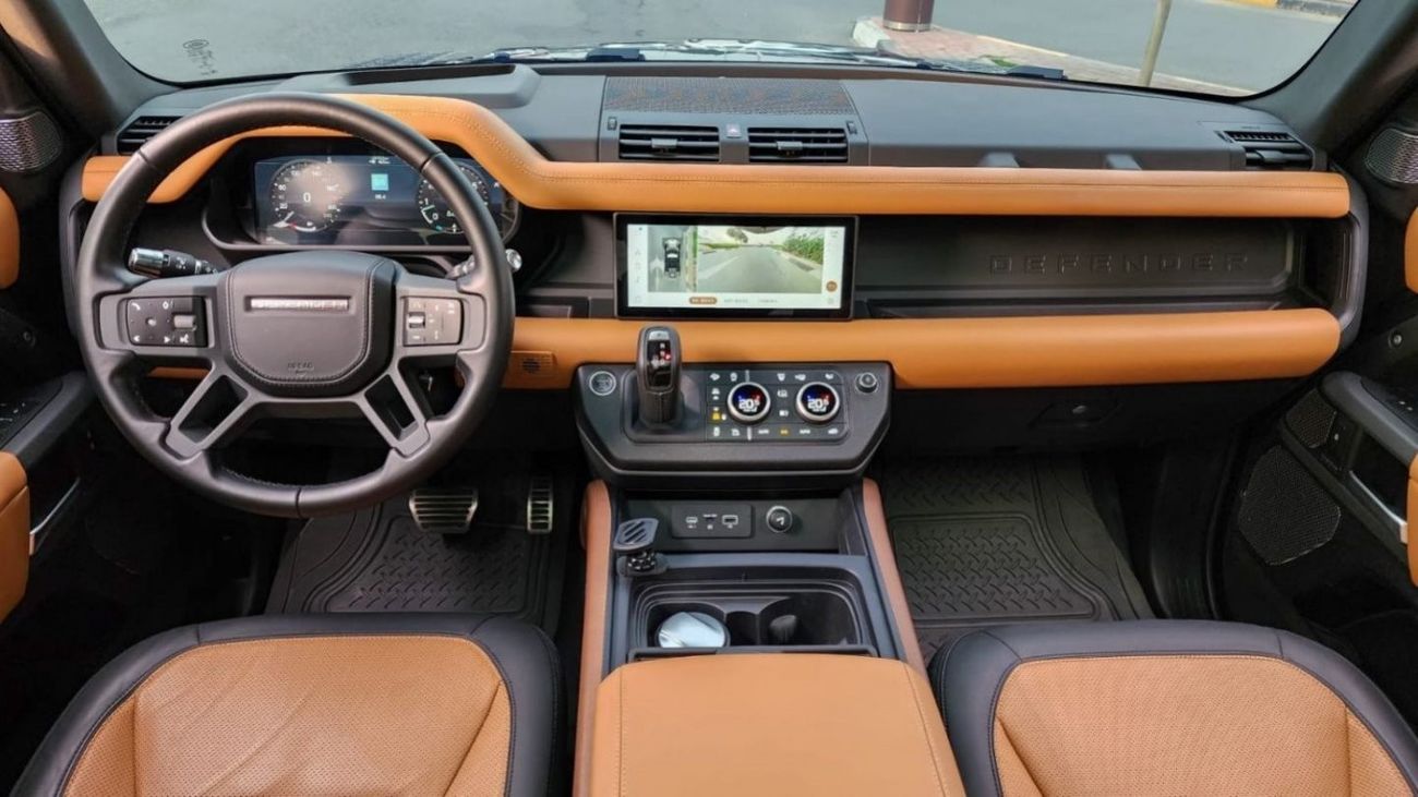 لاند روفر ديفندر 110  X P400 BLACK COLOUR / 2022 MODEL / V 6 / UNDER WARRANTY AND SERVICE CONTRACT