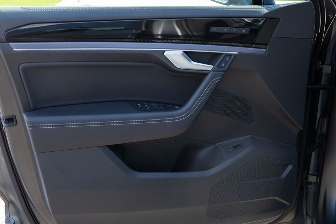 فولكس واجن طوارق R-Line 3.0L AWD