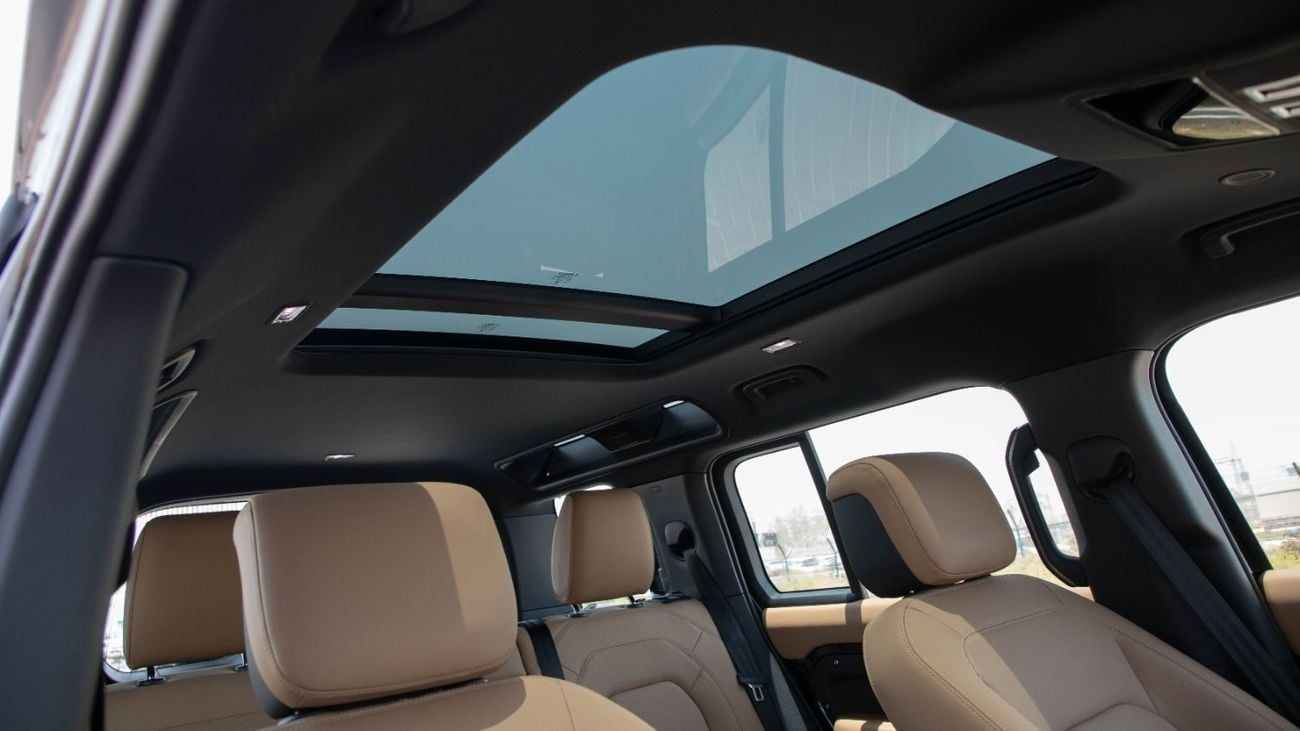 لاند روفر ديفندر X-Dynamic SE 3.0L | 2025 | with 5 Years Agency Warranty