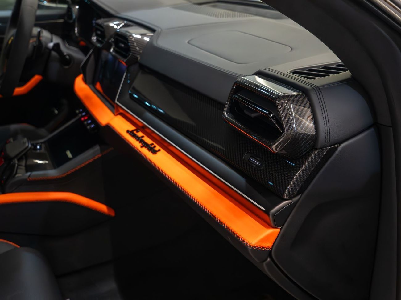 لامبورغيني اوروس SE - 2025 | Brand New | 0 Km | European Specs