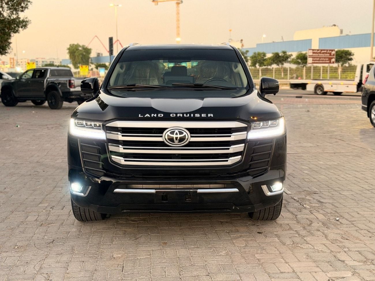 Toyota Land Cruiser GXR Landcruiser V6 4.0L Full Option 2018 Upgrade 2024