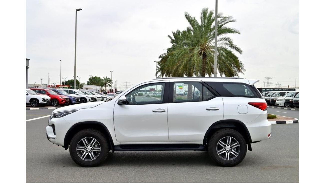 تويوتا فورتونر 2.4L Diesel 4WD 7 Seat Automatic