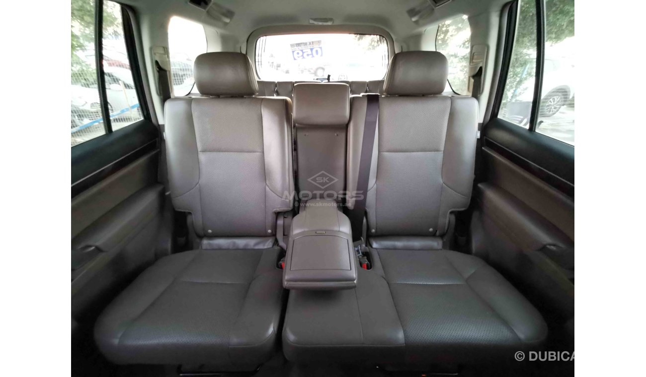 لكزس GX 460 4.6L PETROL, 18" ALLOY RIMS, FRONT POWER SEATS, TRACTION CONTROL (LOT # 738)