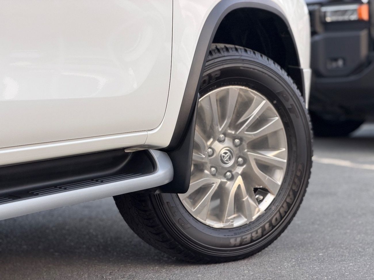 Toyota Fortuner VXR 4.0L (278 HP) Fortuner 4.0 VXR || 2025