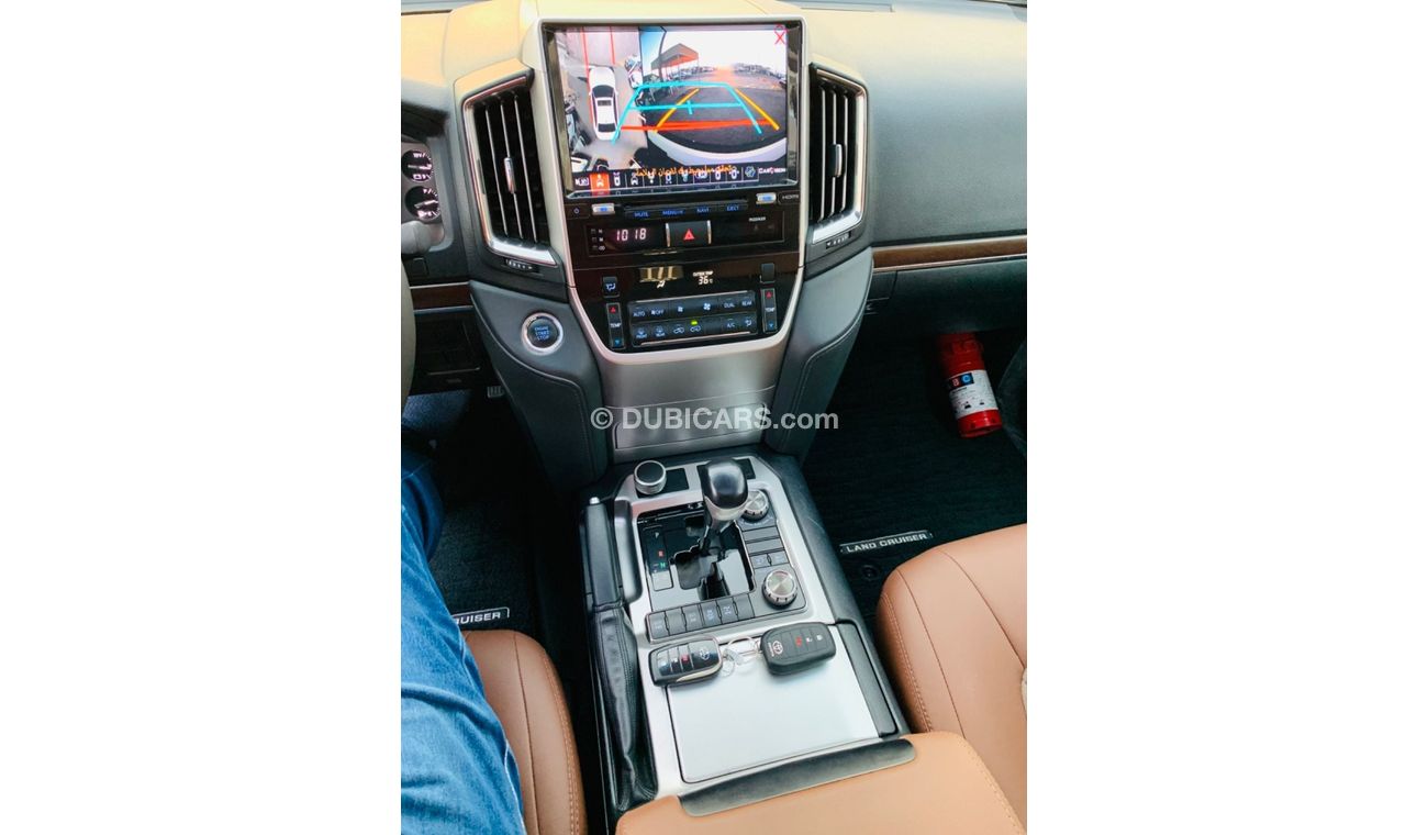 Toyota Land Cruiser VXR