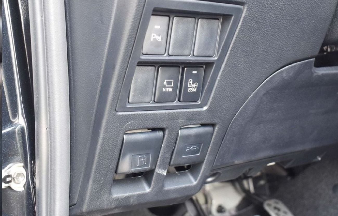 Toyota Hilux GR SPORT 2024 2.8L- DIESEL- AUTOMATIC TRANSMISSION- FULL OPTION WITH RADAR- 2025