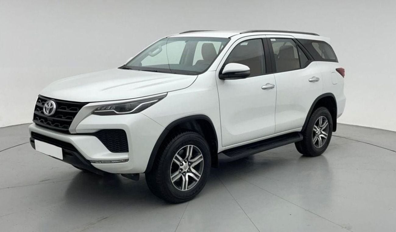 Toyota Fortuner 2.4L Diesel AT 4X4 2025