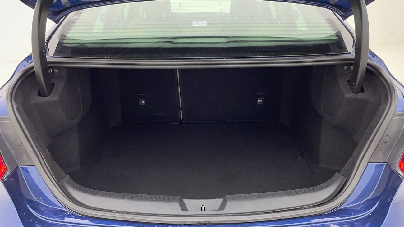 Renault Megane LE 1.6 | Zero Down Payment | Home Test Drive