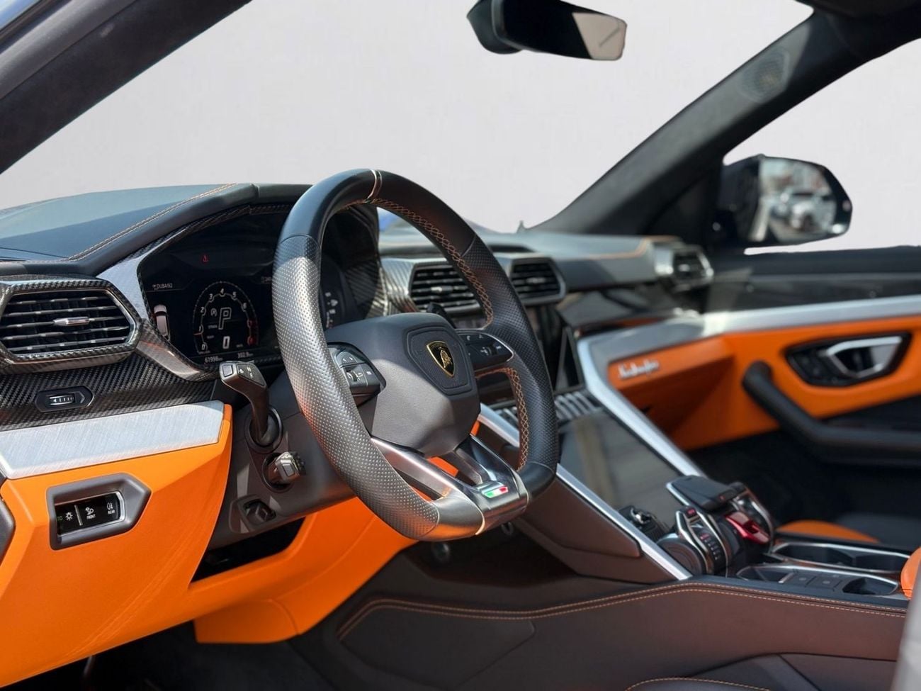 Lamborghini Urus STD AED 12,780 P.M | 0% DOWN PAYMENT | LAMBORGHINI URUS MANSORY KIT | 4.0L TWIN-TURBO V8 | FULL SERV