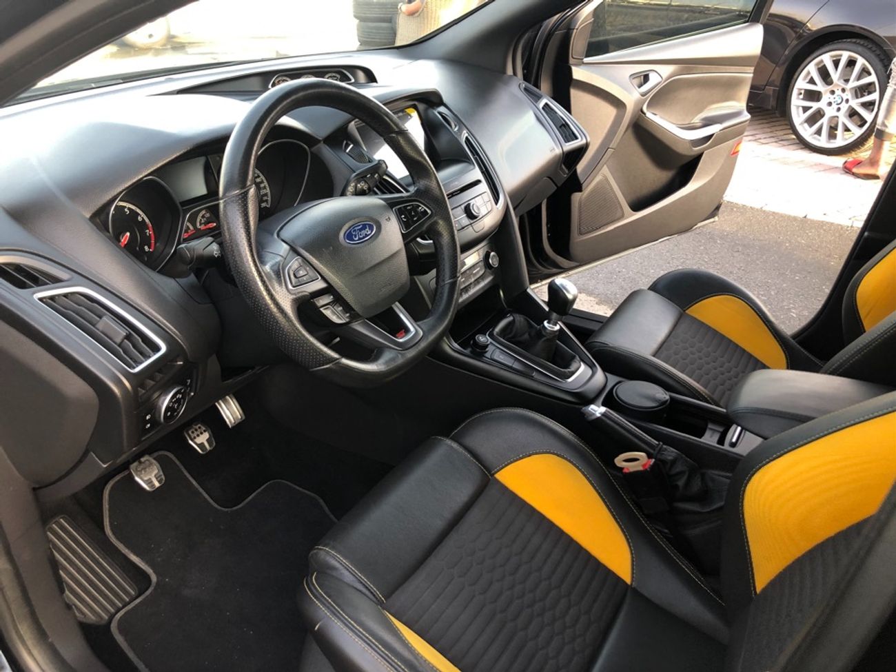Ford Focus FORD FOCUS ST MODEL 2017 GCC car prefect condition full w