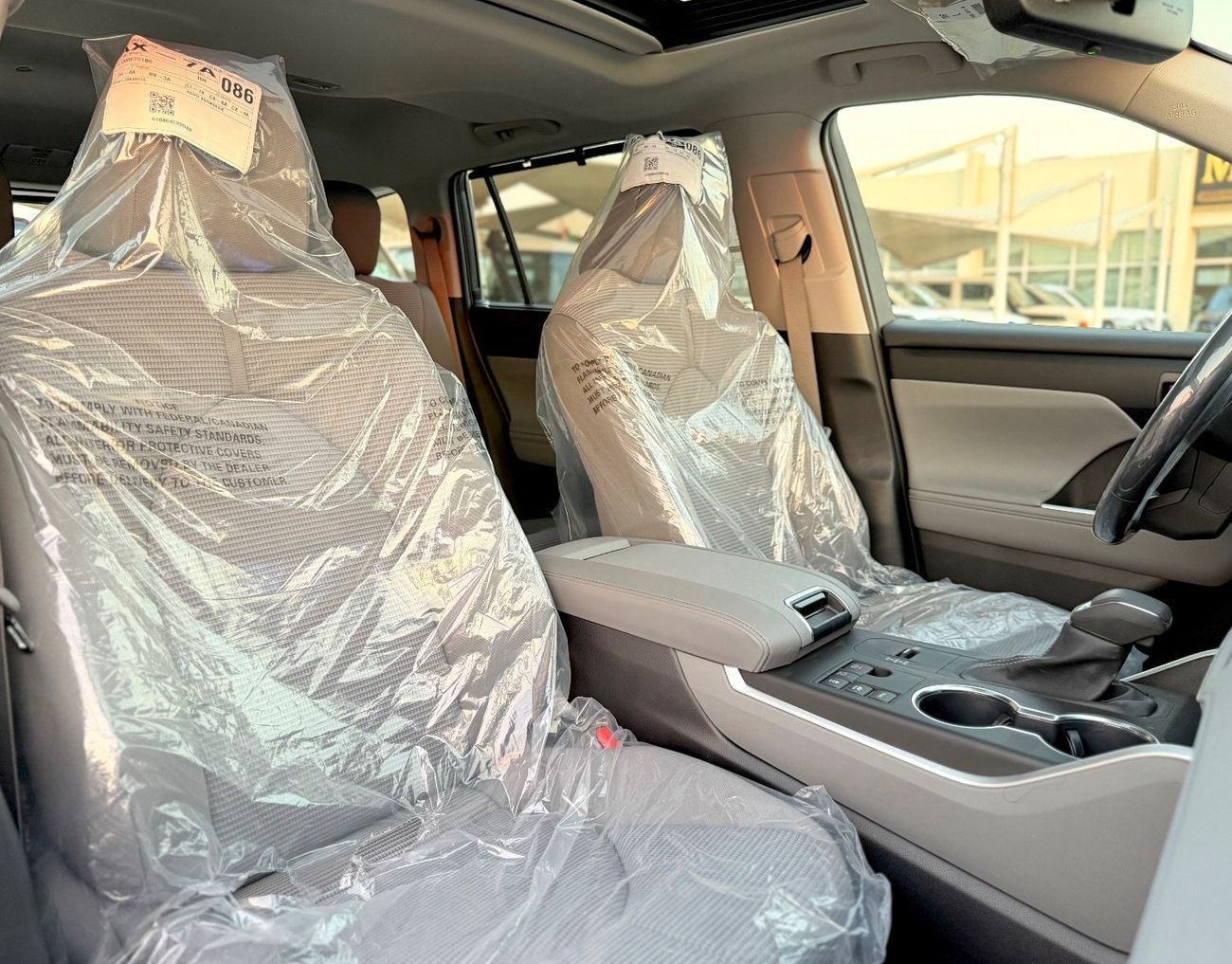 Toyota Highlander 2.5L Hybrid GXR (AWD) 2.5L Hybrid GLE (AWD)