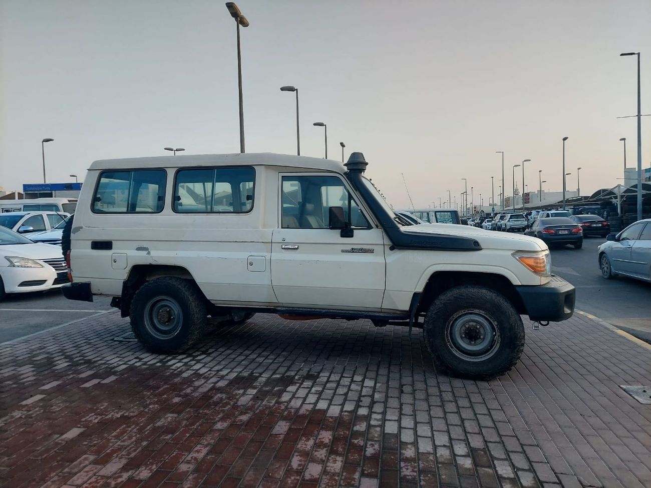 Toyota Land Cruiser 70 78 HARDTOP 4.2L DIESEL MANUAL TRANSMISSION