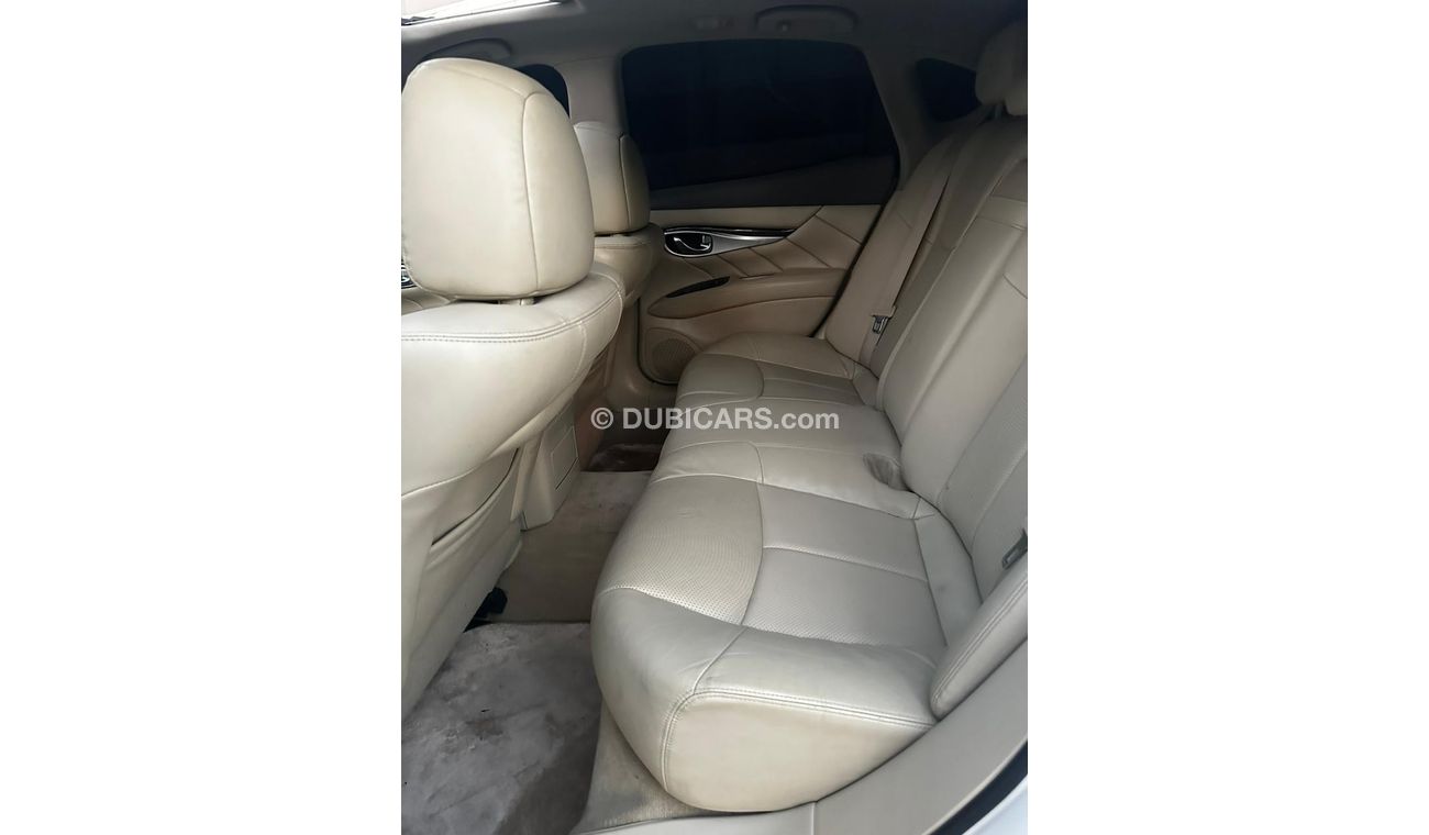 إنفينيتي Q70 سبورت