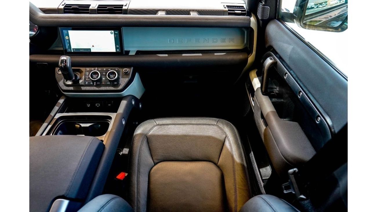 لاند روفر ديفندر