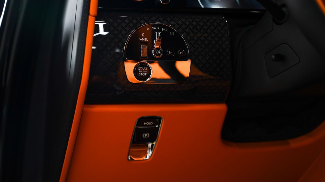 Rolls-Royce Cullinan 2025 ROLLS ROYCE CULLINAN | BLACK BADGE | | FULL OPTION