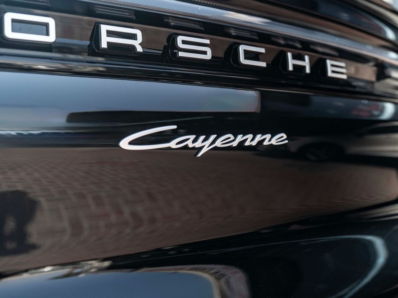Porsche Cayenne Base Coupe