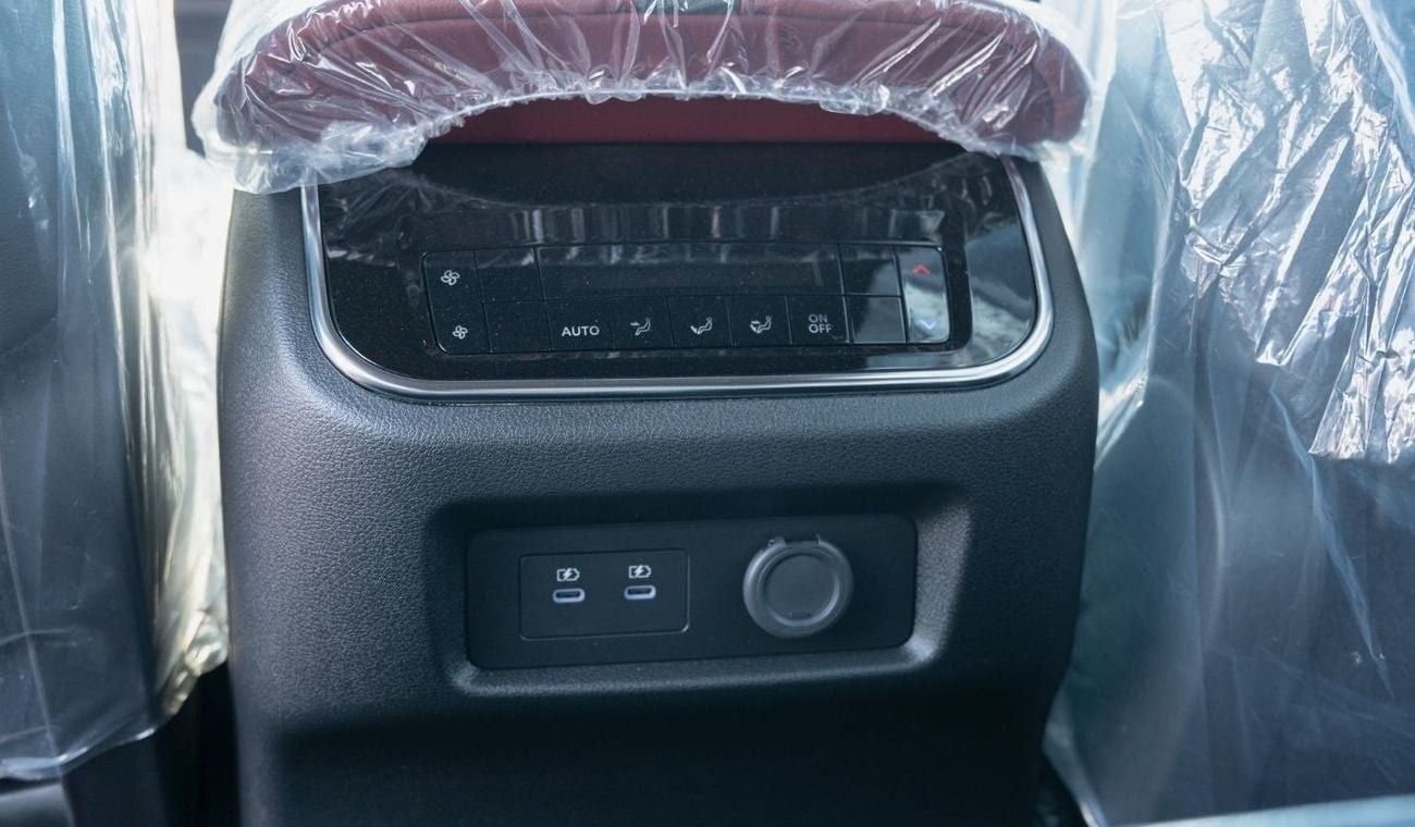 نيسان باترول 2025 Nissan Patrol 3.5L Twin turbo LE Platinum (Silver)