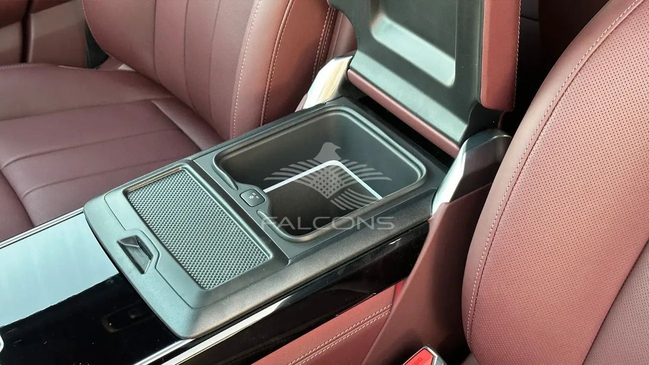 Land Rover Range Rover AUTOBIOGRAPHY P530 Land Rover Range Rover 4.4L P530 Autobiography SWB AT