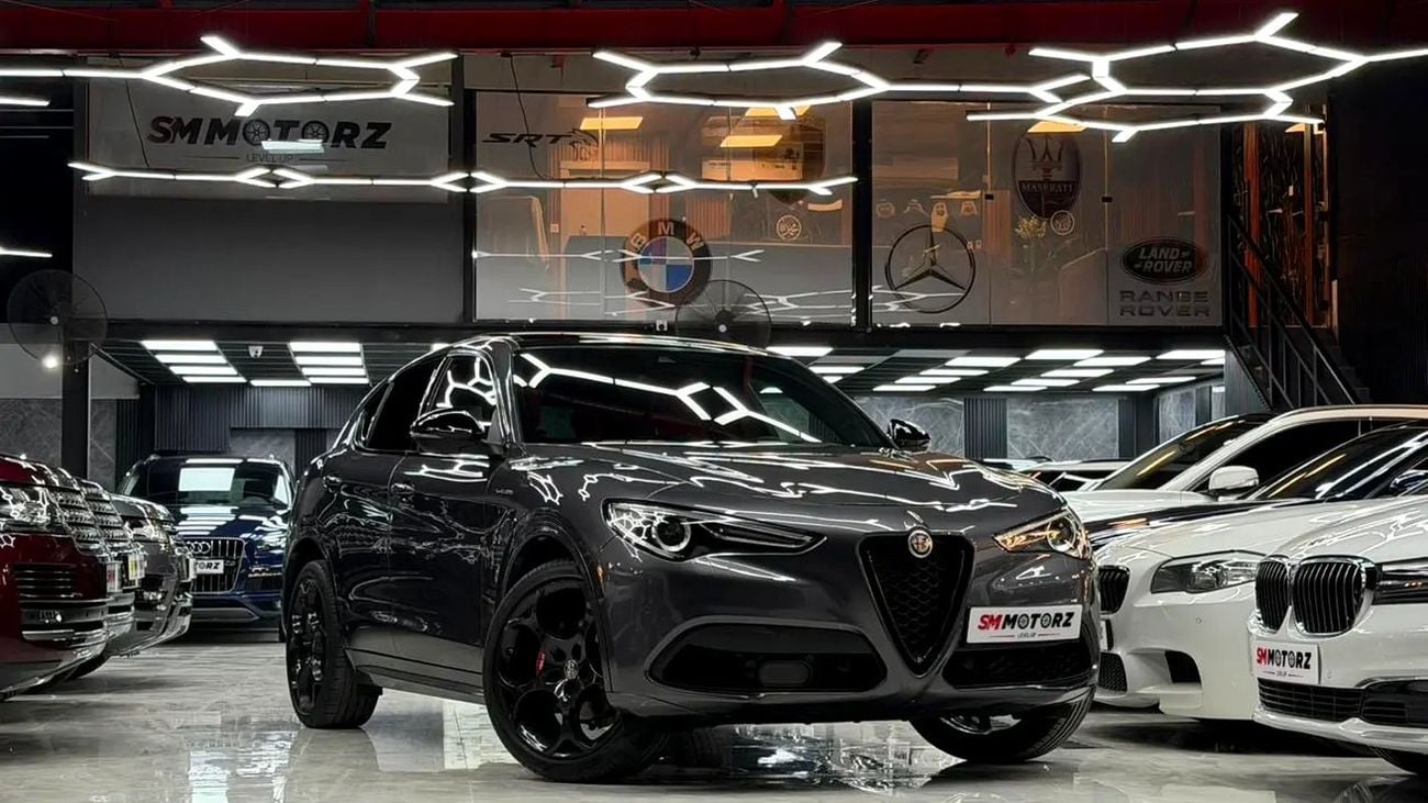 Alfa Romeo Stelvio Veloce Full Agency Service History + 1 Owner + Original Paint