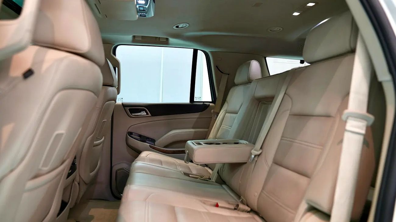 GMC Yukon Denali 6.2L (8 Seater)