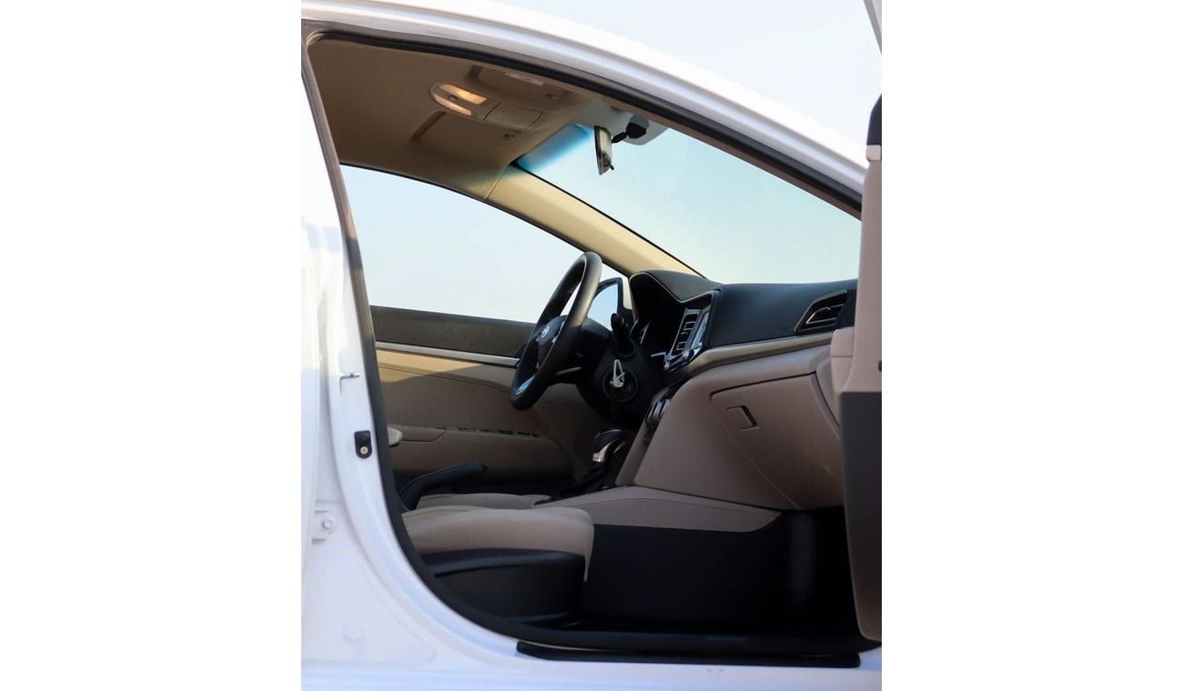 هيونداي إلانترا GL 1.6L Hyundai Elantra 1.6L 2020 GCC accident-free in excellent condition 812 P.M