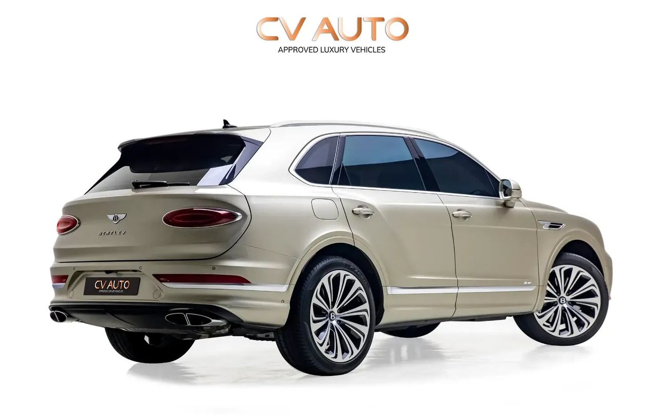 Bentley Bentayga Azure 4.0T - GCC Spec - With Warranty and Service contract ( Al Habtoor )