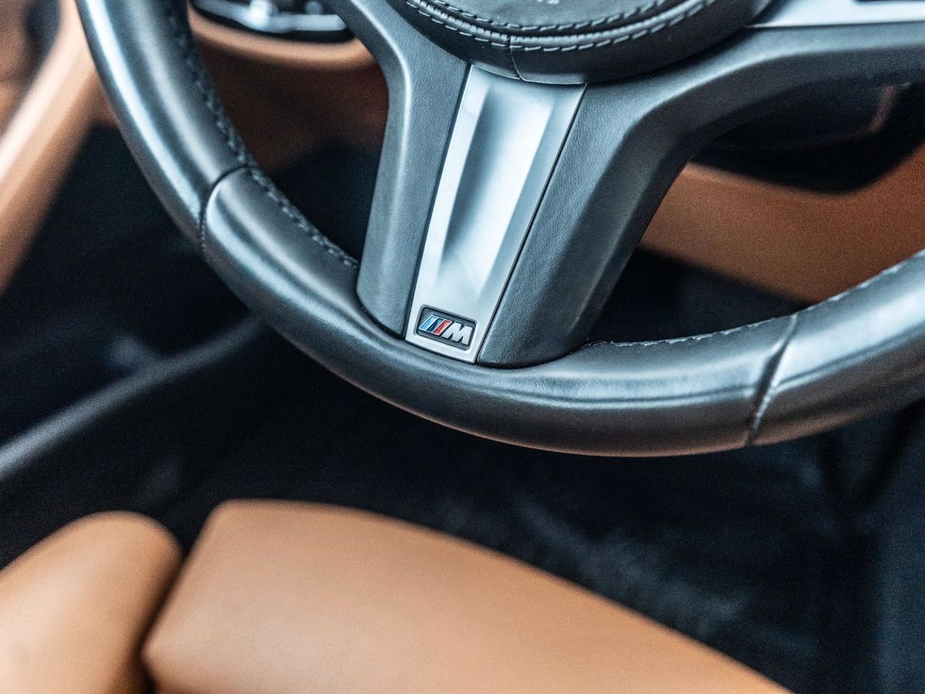 بي أم دبليو 530i Exclusive Luxury 2.0L