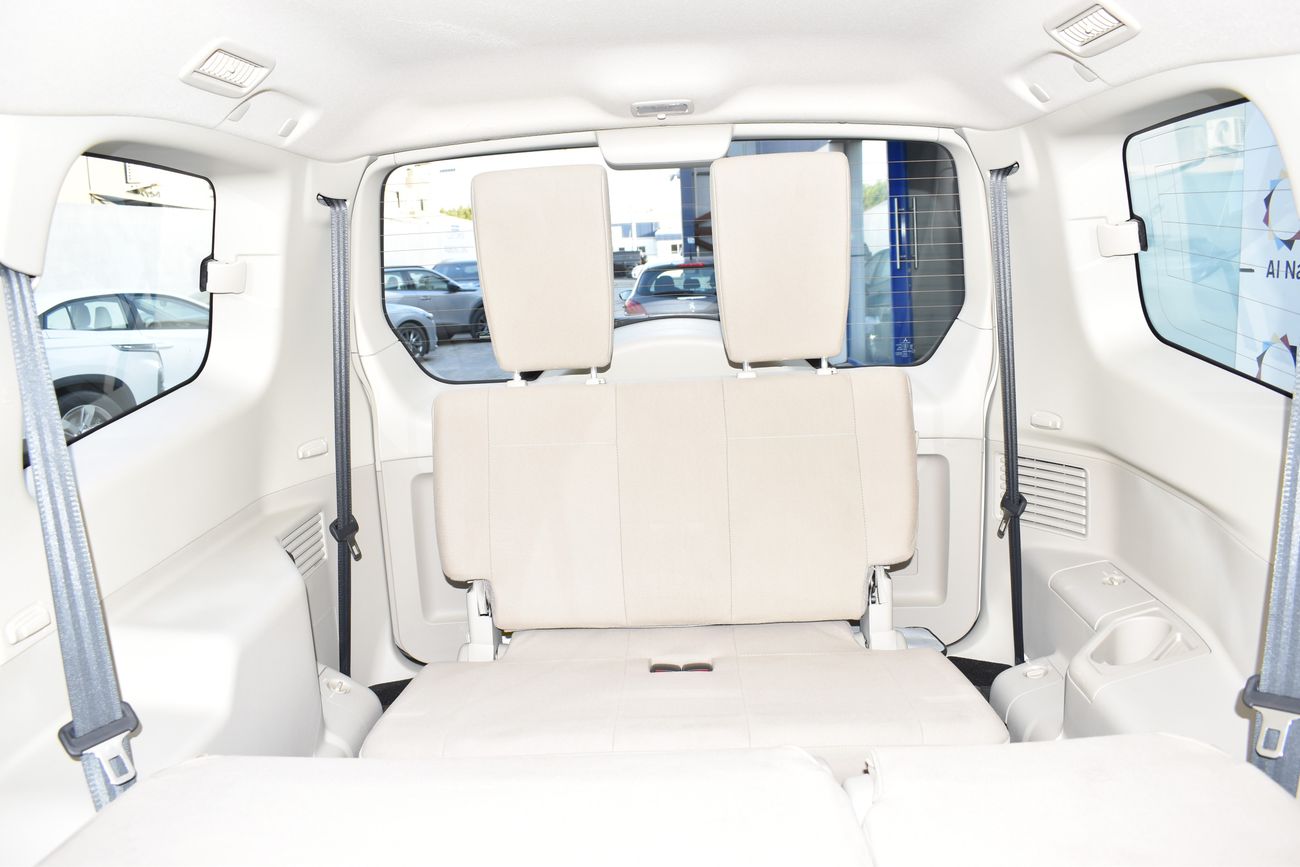 Mitsubishi Pajero AED 1229 PM | 3.0L GLS V6 4WD GCC DEALER WARRANTY