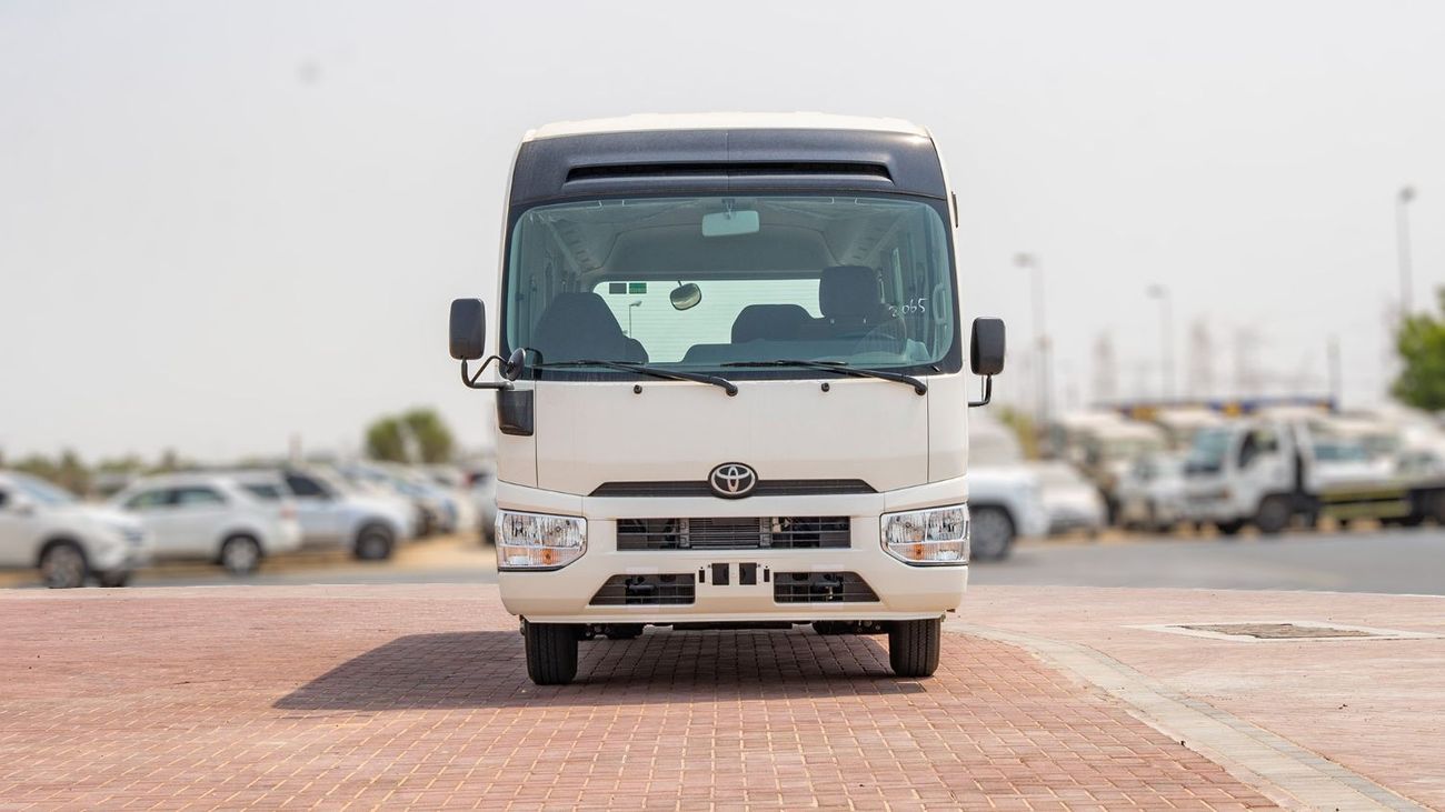 تويوتا كوستر 2026 Toyota Coaster 4.0L Diesel MT 22 seaters Electric doors with Fridge
