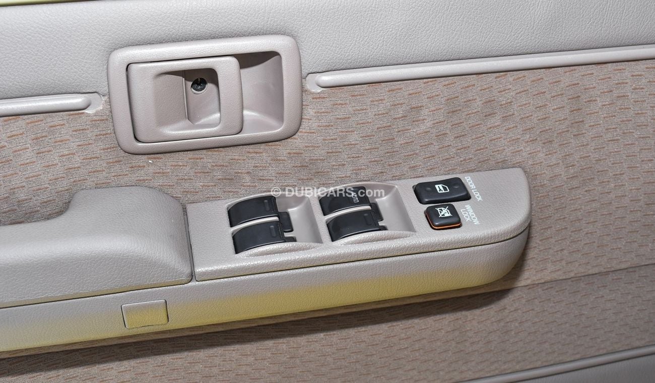 Toyota Land Cruiser Pick Up 4.0L V6 Petrol Double Cabin Auto transmission