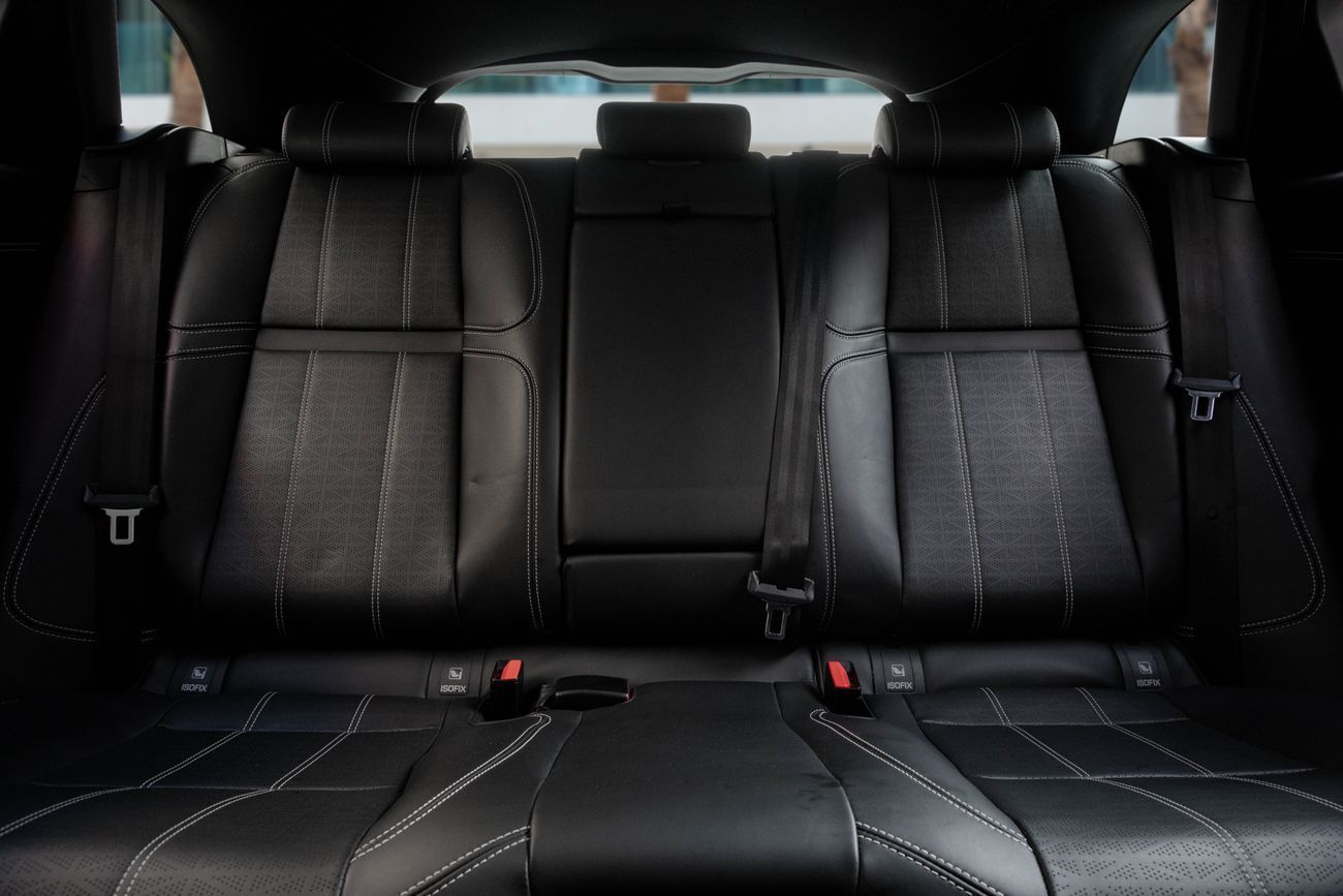 Land Rover Range Rover Velar 2,448 P.M | 0% Downpayment | Velar HSE R-Dynamic P300 | Perfect Condition!