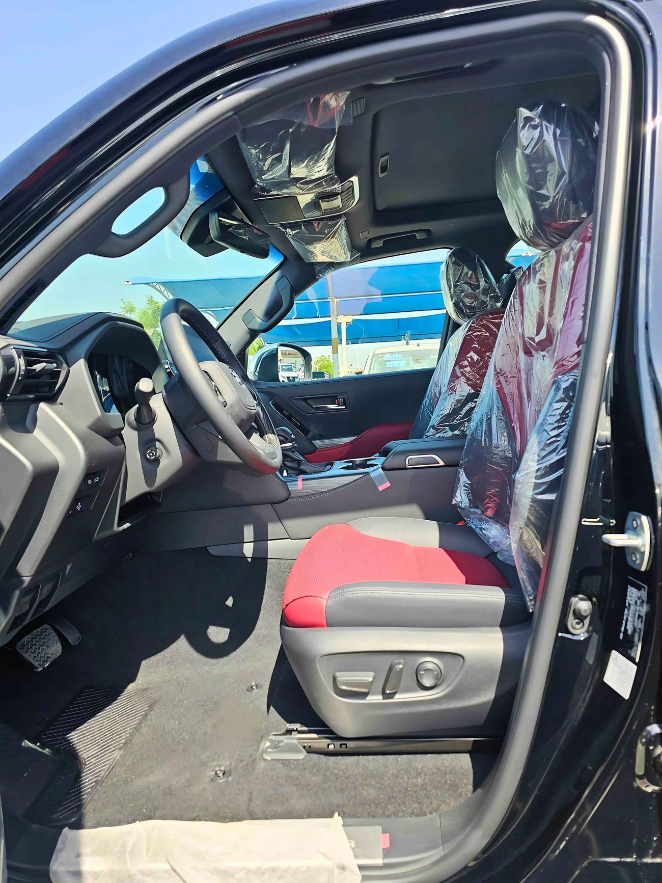 Toyota Land Cruiser VXR / TWIN TURBO / 3.5L V6 PETROL / 360* CAMERA /  FULL OPTION WITH AURO KIT (CODE # VXR31HK)