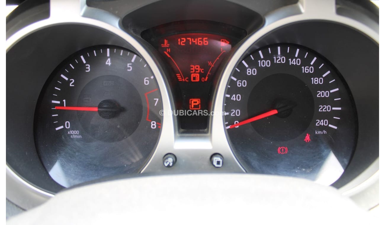 Nissan Juke SV ACCIDENTS FREE - GCC - PERFECT CONDITION INSIDE OUT - FULL OPTION