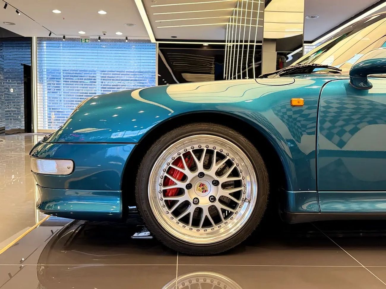 Porsche 911 Carrera 4S 3.8L Convertible MANUAL 993 CARRERA 4S TURBO BODY