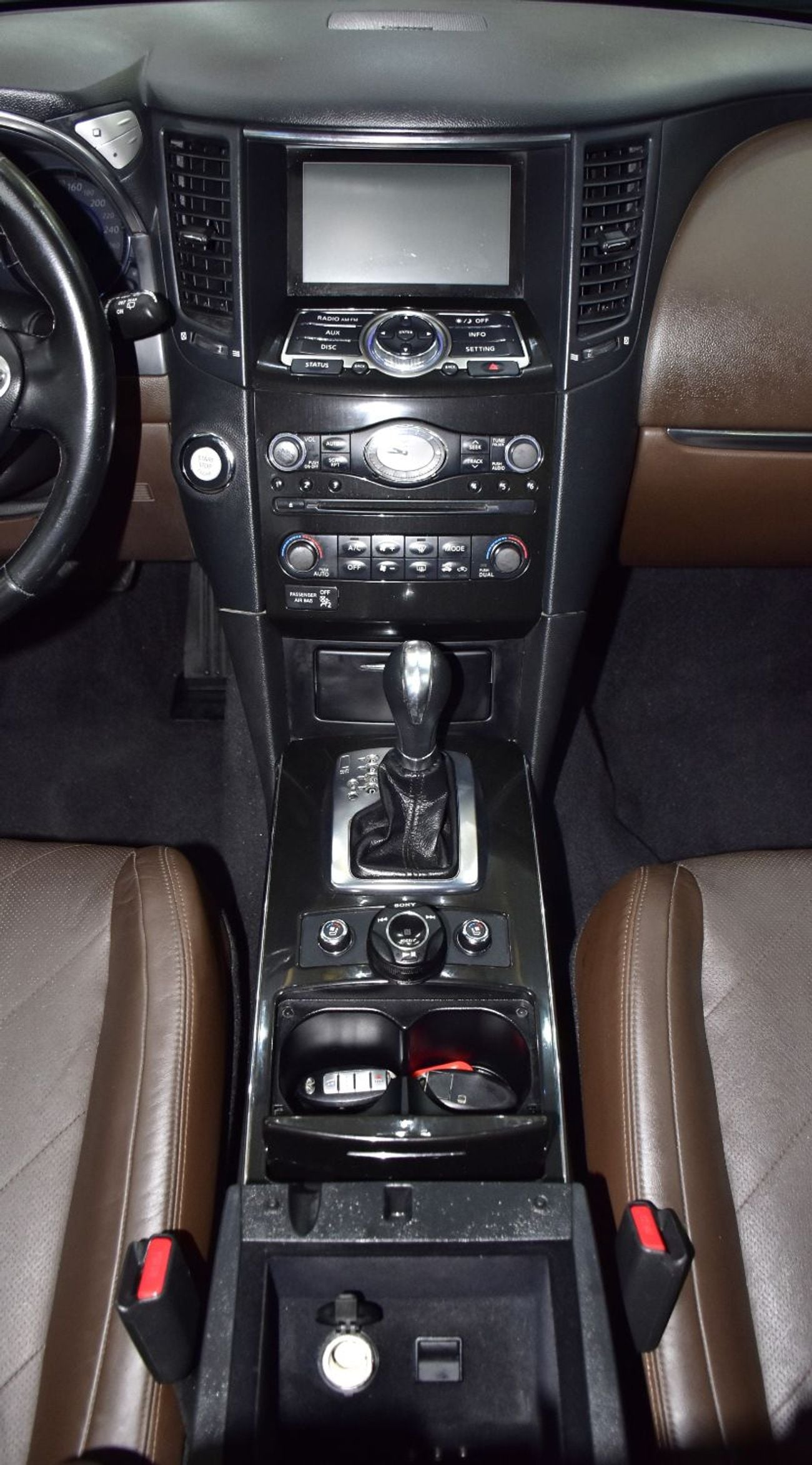 إنفينيتي QX70 EXCELLENCE EXCELLENT DEAL for our Infiniti QX70 ( 2016 Model ) in Brown Color GCC Specs
