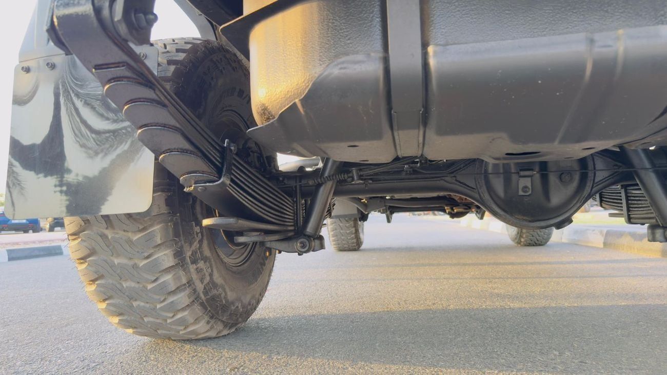 Toyota Land Cruiser Pick Up Single Cab | 4.5L Diesel Manual | RHD | ARB Bull Bar, Snorkel & Roof Basket | 4WD