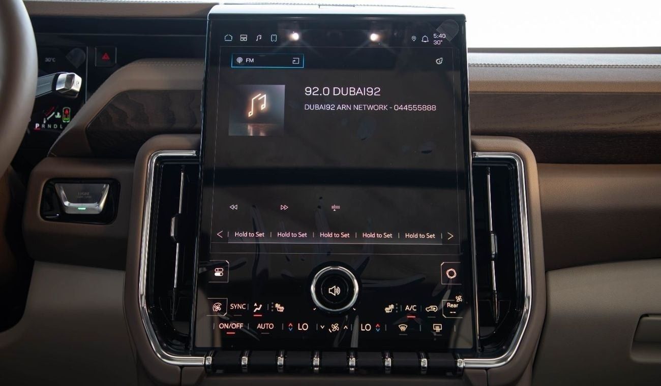 جي أم سي يوكون Denali 6.2L V8 4WD | 2025 | GCC Specs | For Export Only