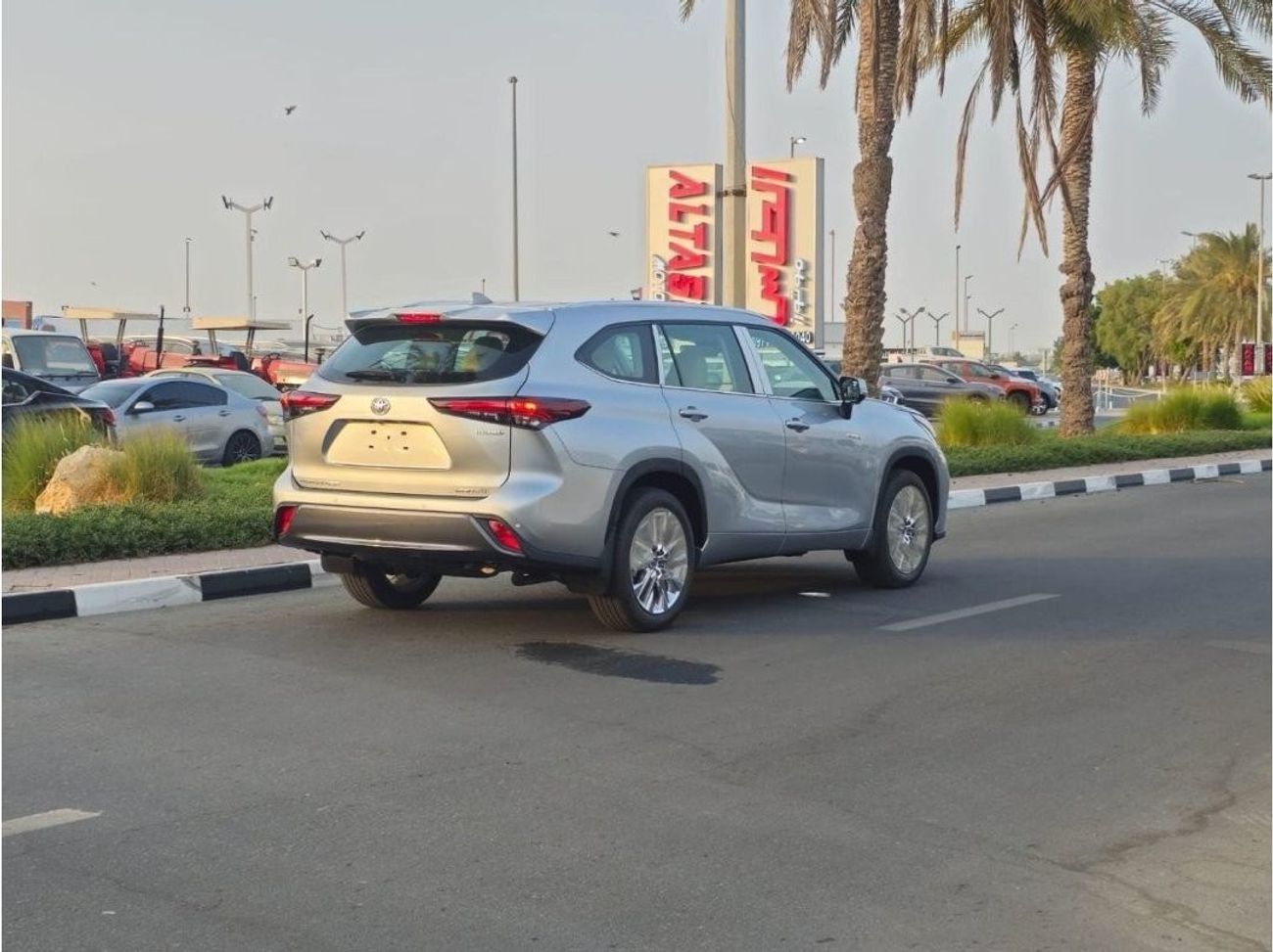 New 2024 TOYOTA HIGHLANDER LIMITED HYBRID 2.5L WITH JBL SPEAKER, HEADS ...