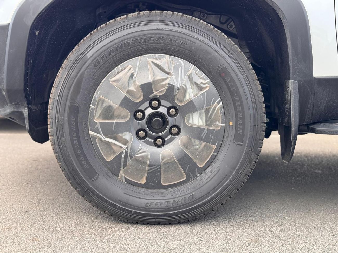 Toyota Prado 2.4L 4WD PETROL AUTOMATIC TRANSMISSION ( FOR RE-EXPORT ONLY )