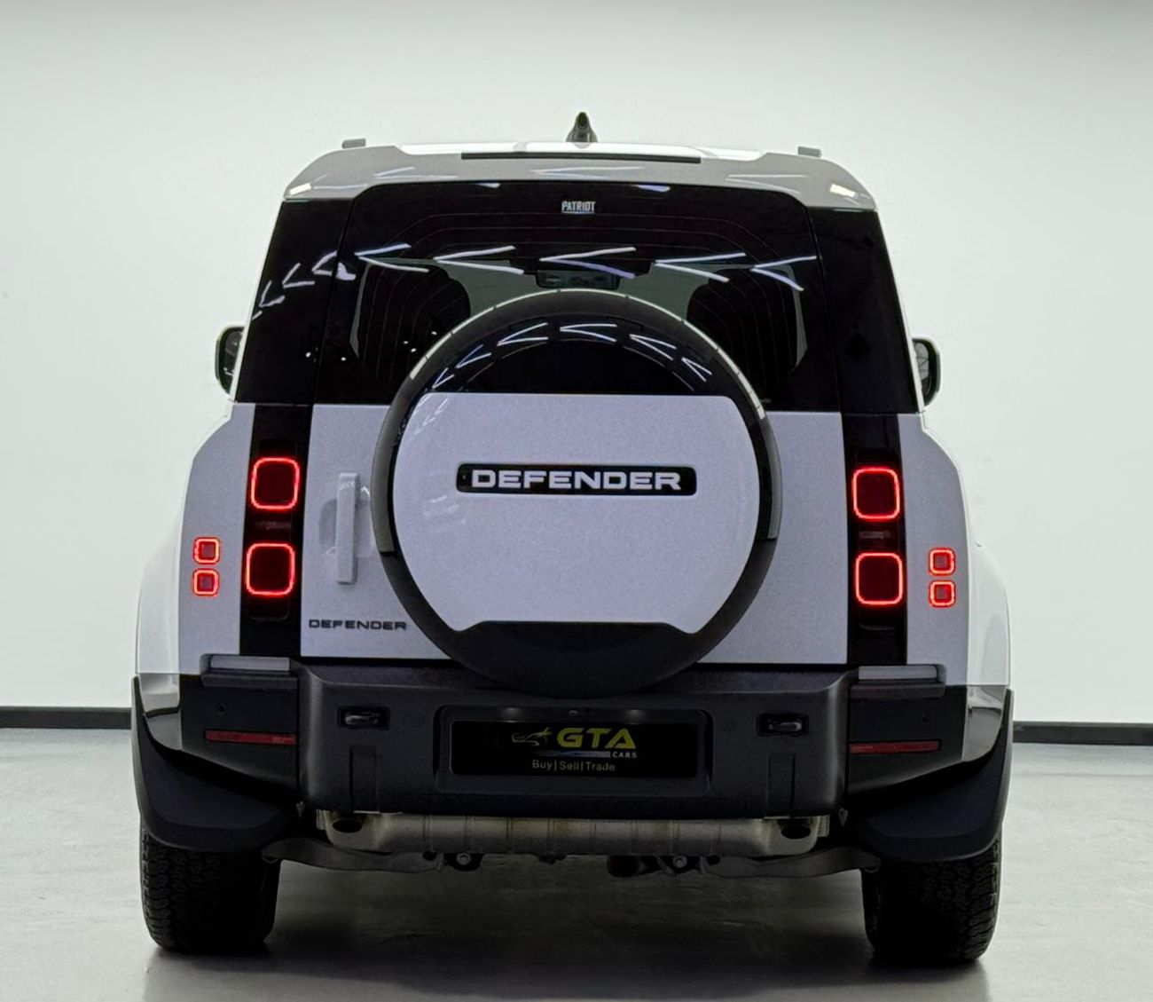 Land Rover Defender P400 110 HSE 3.0L (5 Seater) 2024 Land Rover Defender 110 HSE, 2029 LR Warranty, Full LR Service His