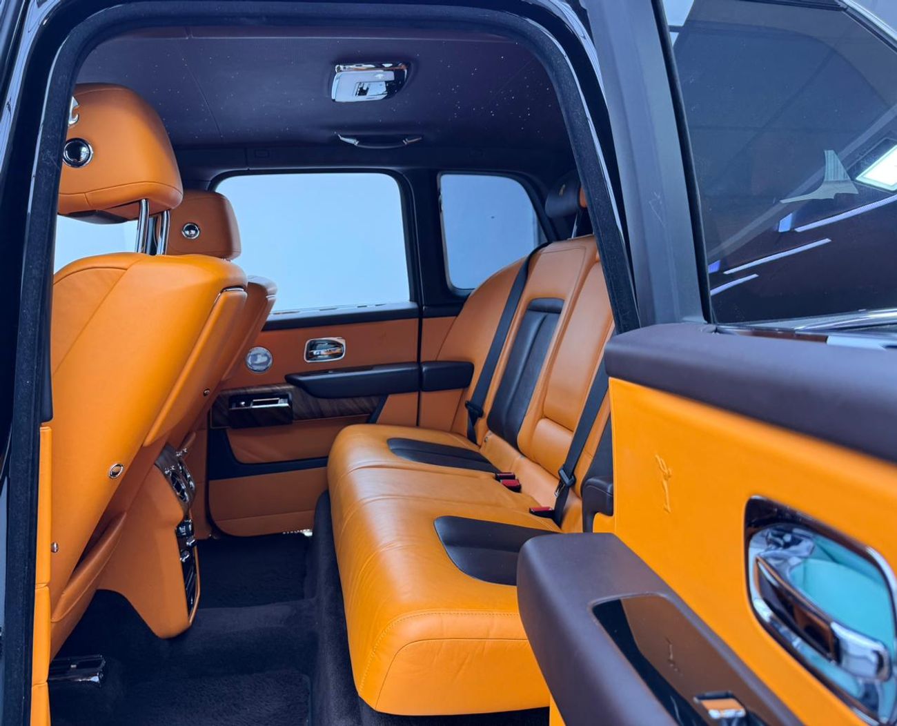 رولز رويس كولينان 2020 Rolls Royce Cullinan, One Year Warranty Unlimited Km, Full Service History, GCC