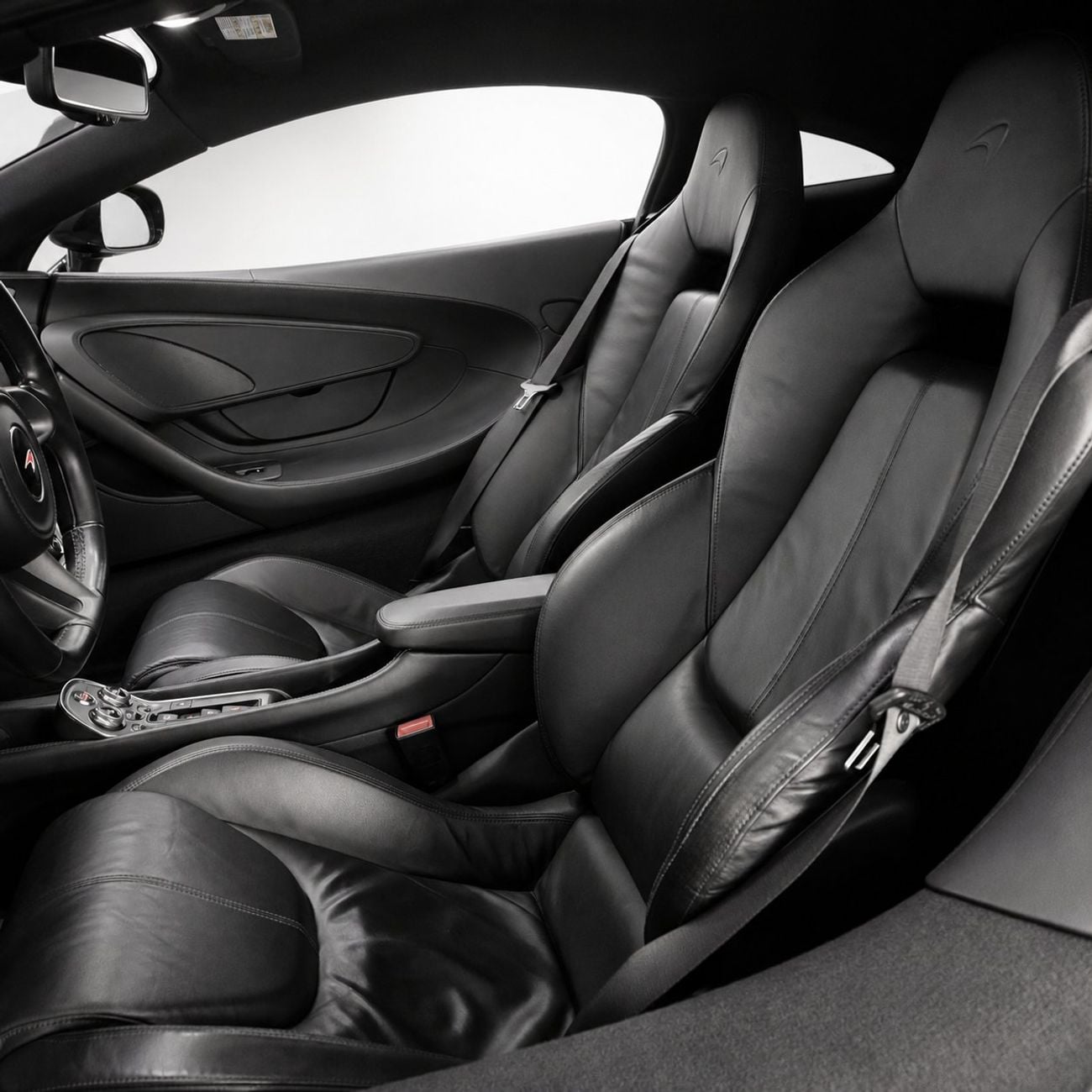 مكلارين 540C STD AED 13,247 P.M • 0% Downpayment • McLaren 540C • 1 Year Warranty
