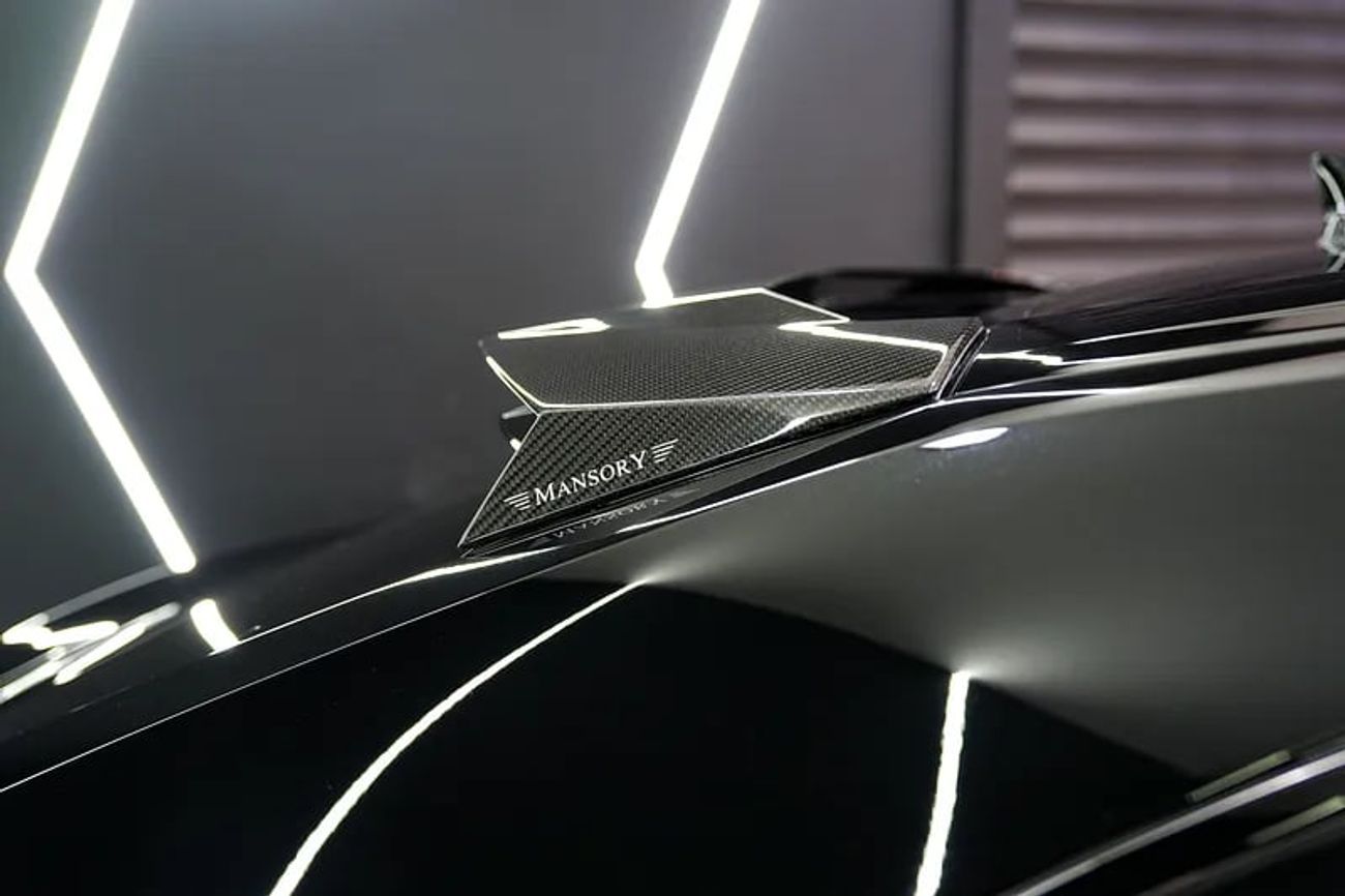 Lamborghini Urus Mansory Body Kit, Rear-Individual Seats w/ Entertainment Display!!