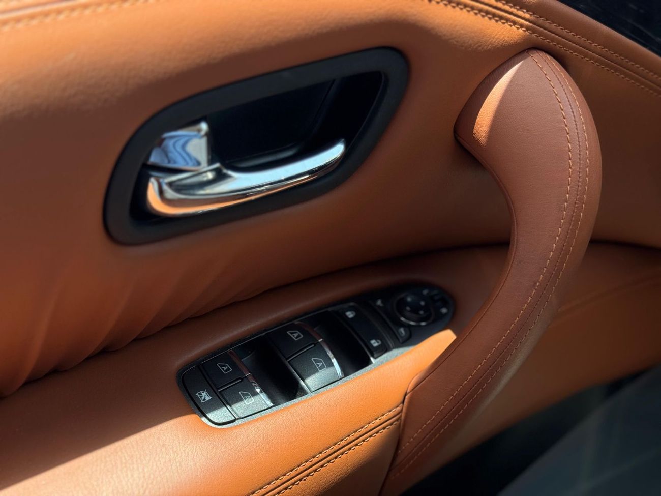 نيسان باترول نيسان باترول بلاتينيوم V8 موديل 2024 – رمادي | صفر كيلومتر | فل أوبشن