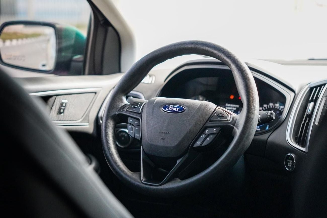 Ford Edge SE