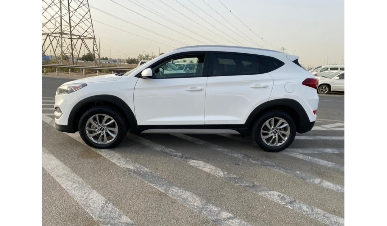 Hyundai Tucson 2018 HYUNDAI TUCSON 2.0L / MID OPTION