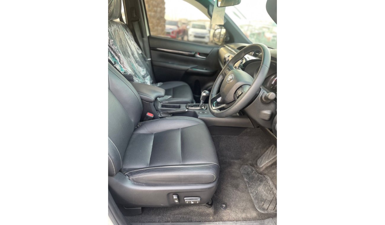 Toyota Hilux Toyota Hilux Diesel engine model 2020 full option  for sale from Humera motors car very clean and go