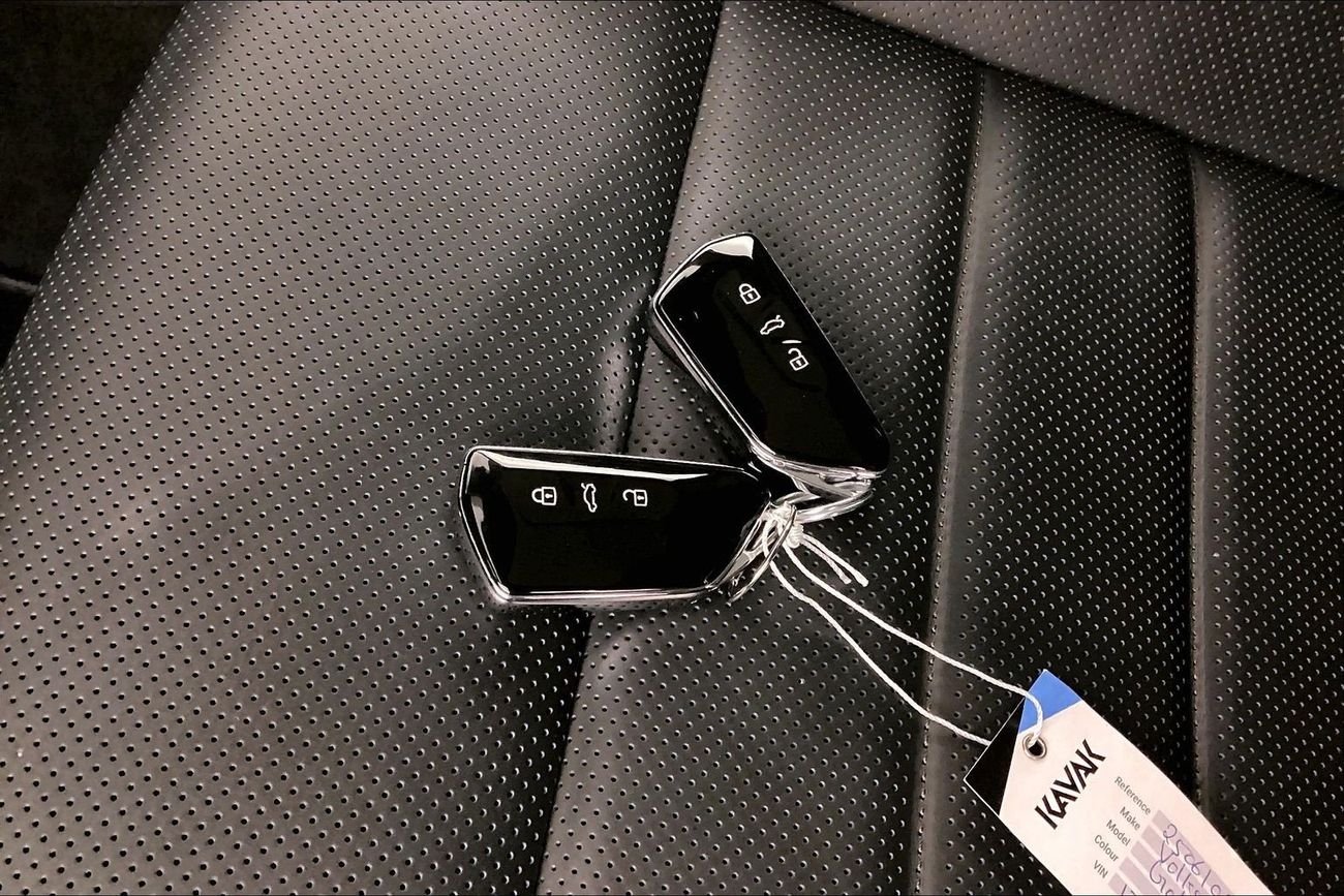 Volkswagen Golf R | National Day Celebration | Guaranteed Warranty | 0 Down Payment