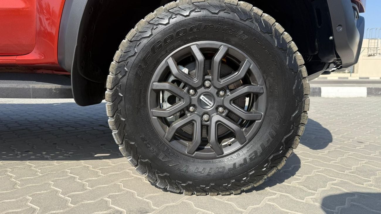 فورد رينجر رابتور Double Cabin Pickup 3.0L V6 Twin Turbo Petrol engine 4WD 360° Camera Automatic Gear 5 Seats 4 Doors
