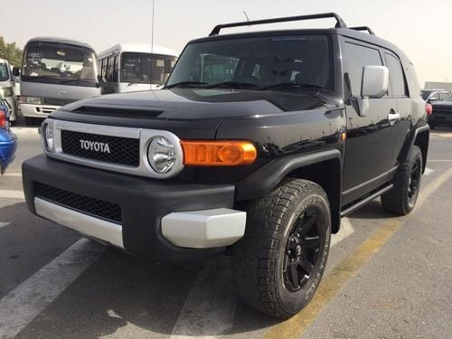 تويوتا إف جي كروزر Toyota FJ Cruiser (Stock no PM 294 )